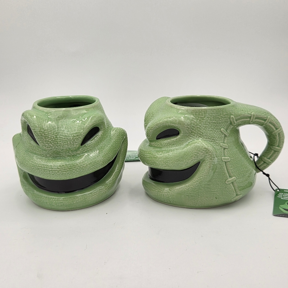 NWT Oogie Boogie Color Changing Mug Nightmare Before Christmas Disney Bugs Teeth